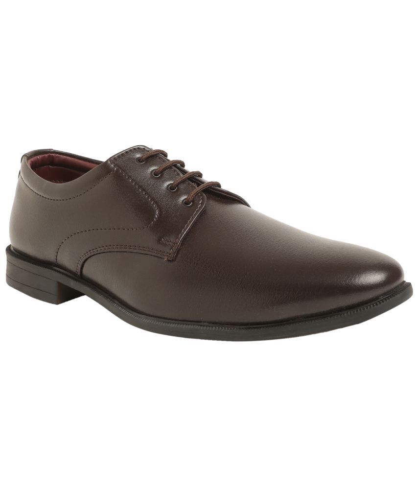     			Duke - Brown Men's Derby Formal Shoes