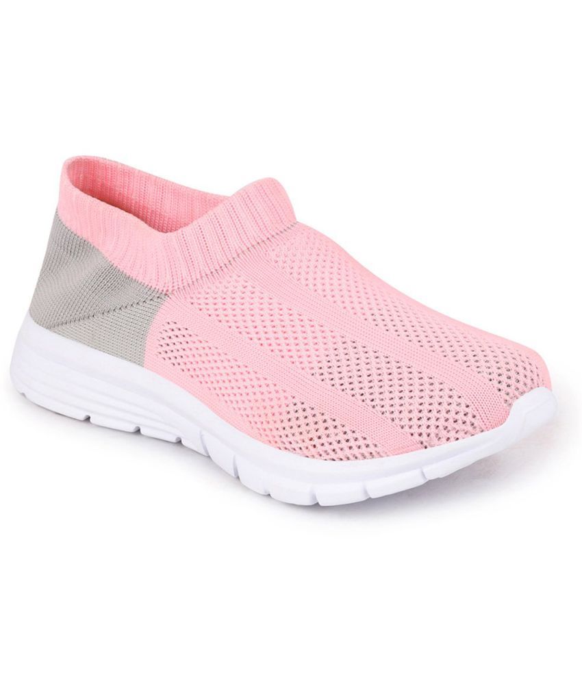     			Fausto - Pink Women's Gym Shoes