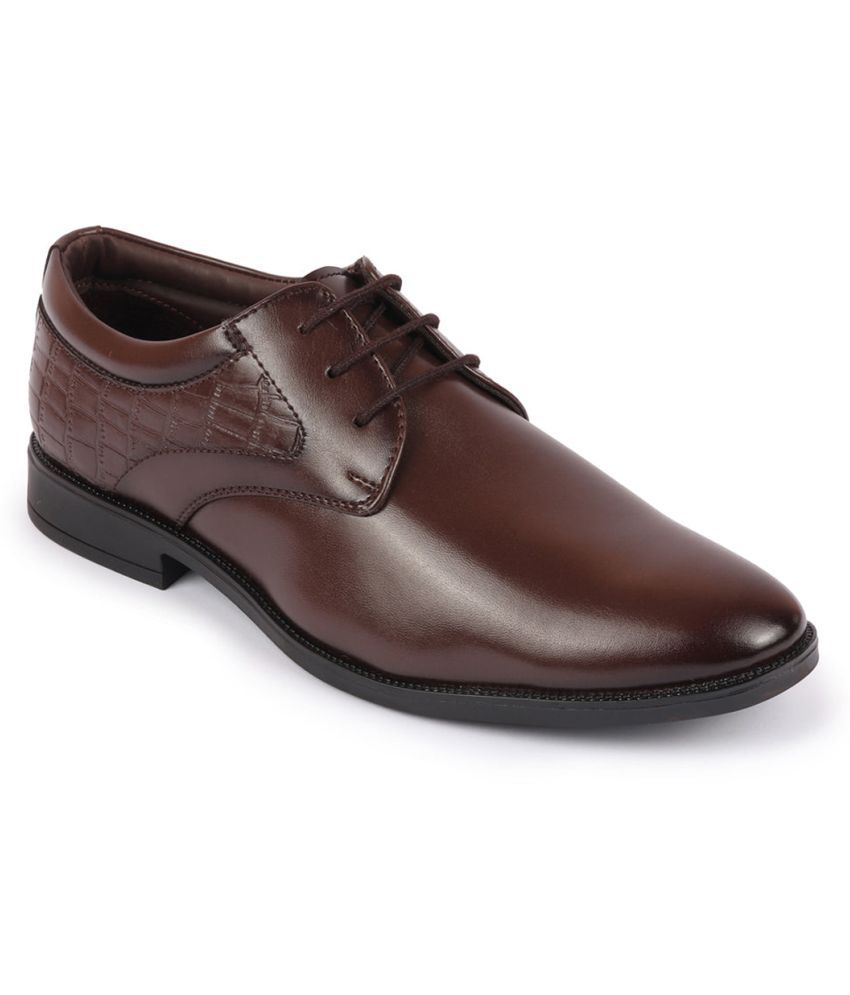     			Fausto - Brown Men's Derby Formal Shoes