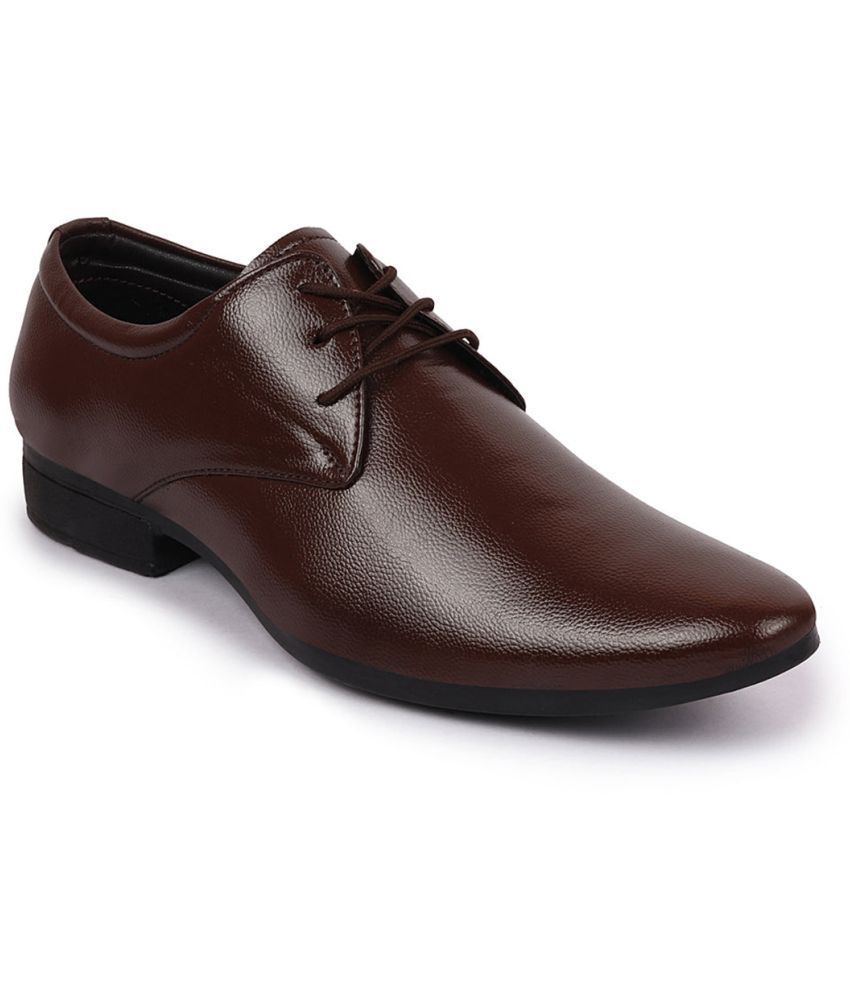     			Fausto - Brown Men's Oxford Formal Shoes