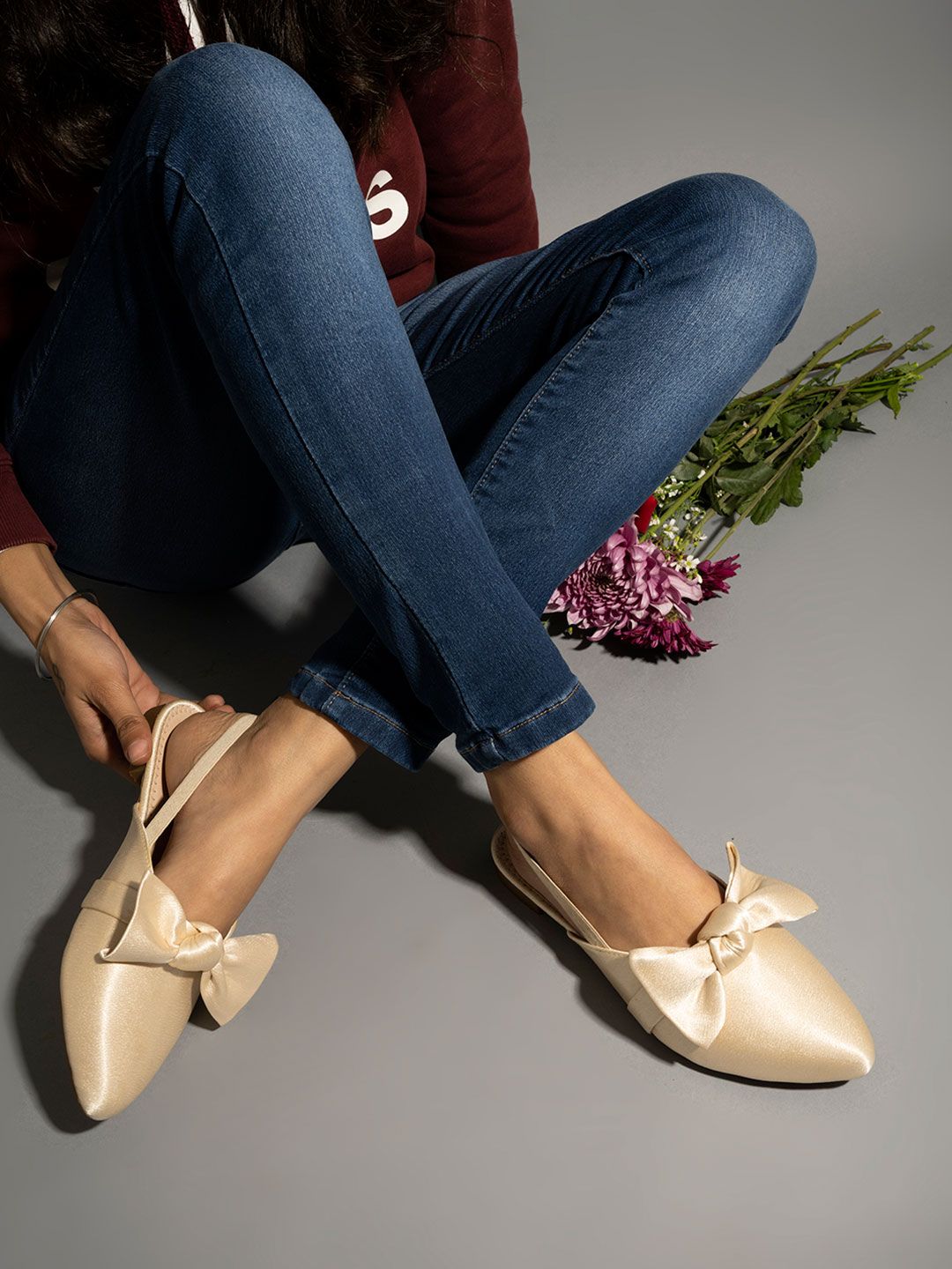     			Shoetopia - Cream Women's Flats