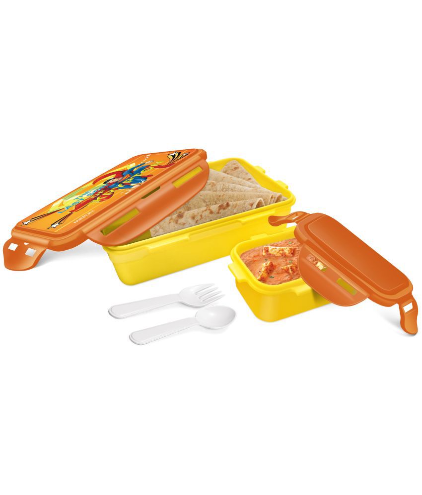     			MILTON Mini Fun Treat Super Hero Plastic Tiffin Box for Kids 650ml with Inner Container 125ml Yellow