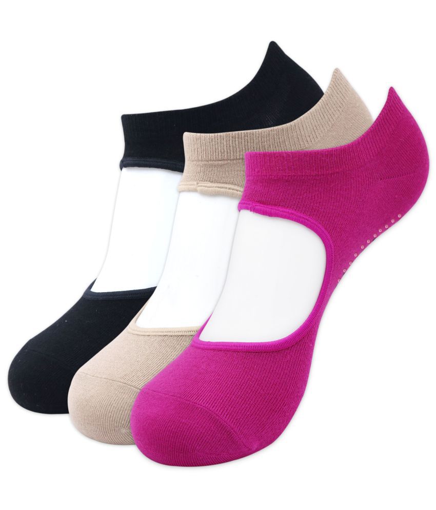    			BALENZIA Women's Anti Bacterial Anti-Skid Yoga/Pilates/Dance/Ballet Made with Bamboo Cotton Multicolour Pack of 3 Socks| Women Yoga socks - 3 Pair Pack- (Free Size) (BLACK,BEIGE,PINK)