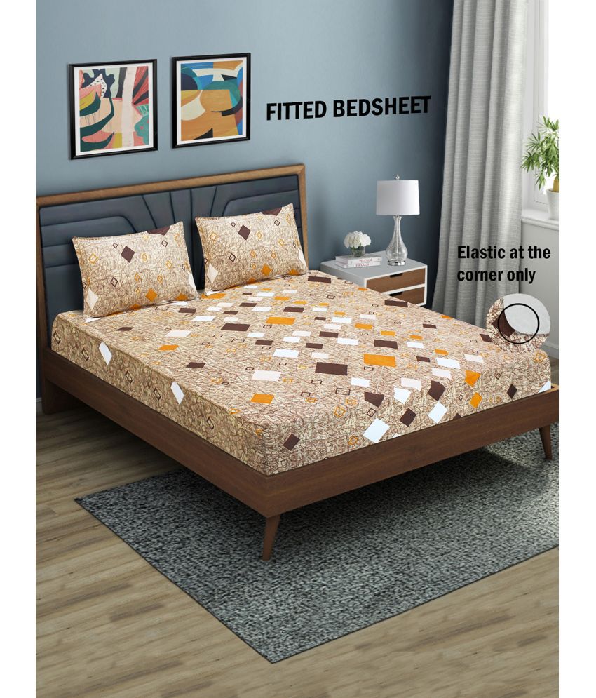     			Home Candy Microfibre Geometric 1 Bedsheet with 2 Pillow Covers - Brown