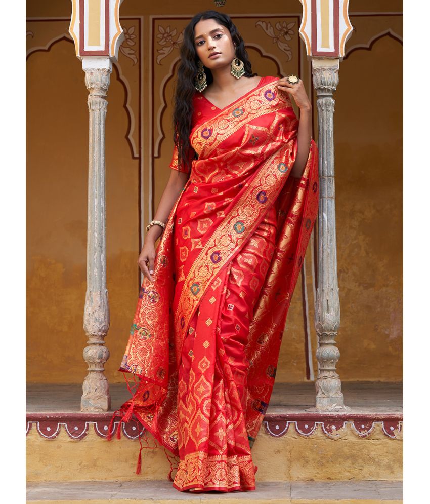     			Janasya - Red Banarasi Silk Saree With Blouse Piece ( Pack of 1 )