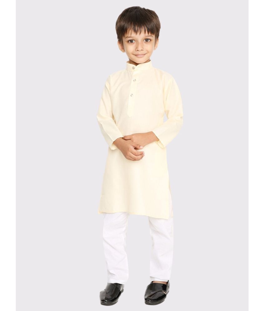     			Maharaja - Off White Cotton Blend Boys ( Pack of 1 )