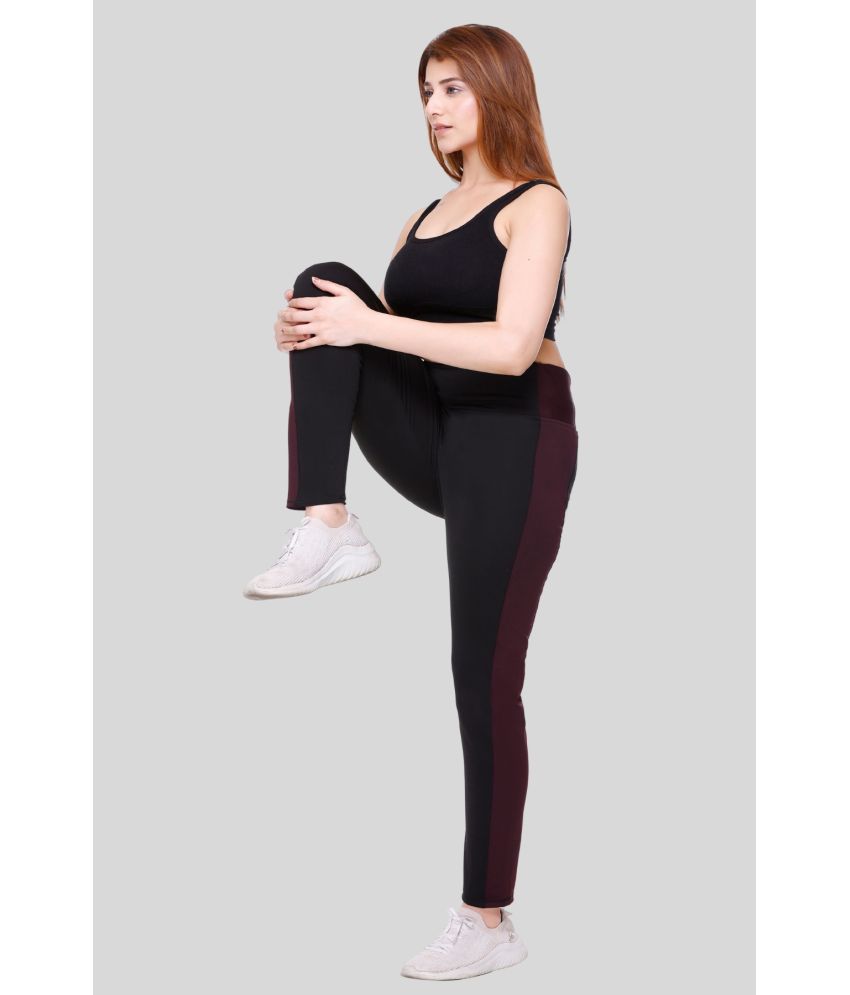     			White Moon - Black Polyester Women's Gym Trackpants ( Pack of 1 )