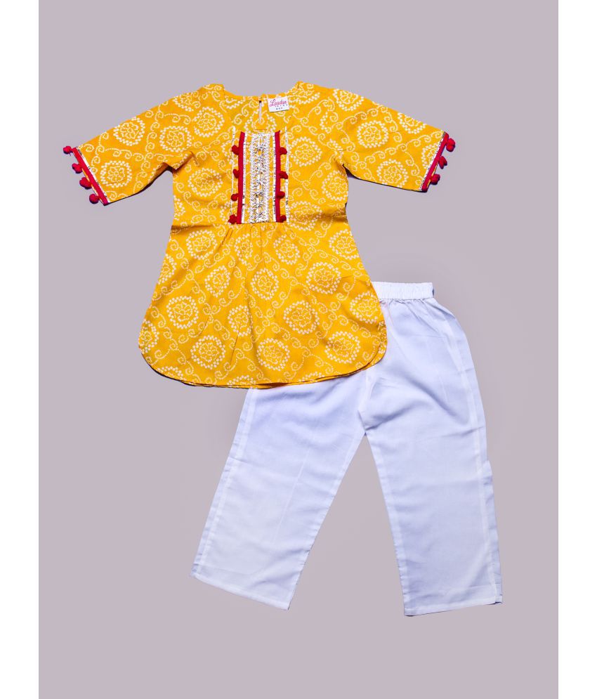     			Laadan - Yellow Cotton Girls Kurta and Pant Set ( Pack of 1 )