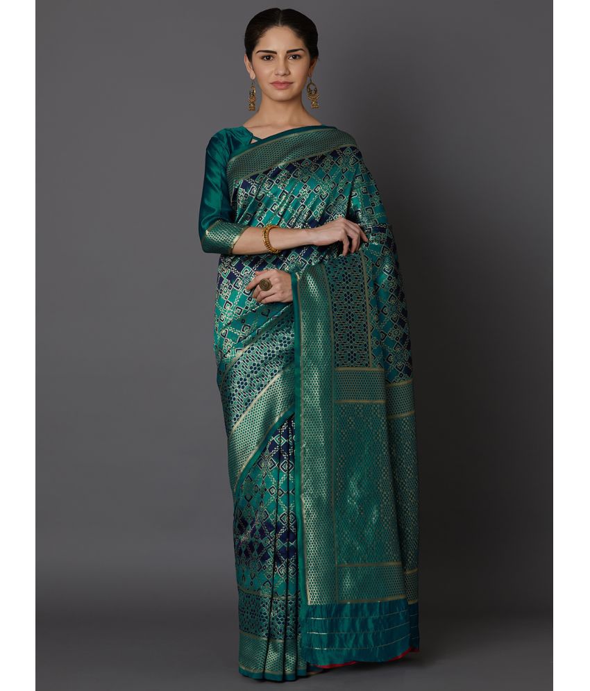     			SareeShop Designer SareeS - Green Jacquard Saree With Blouse Piece ( Pack of 1 )