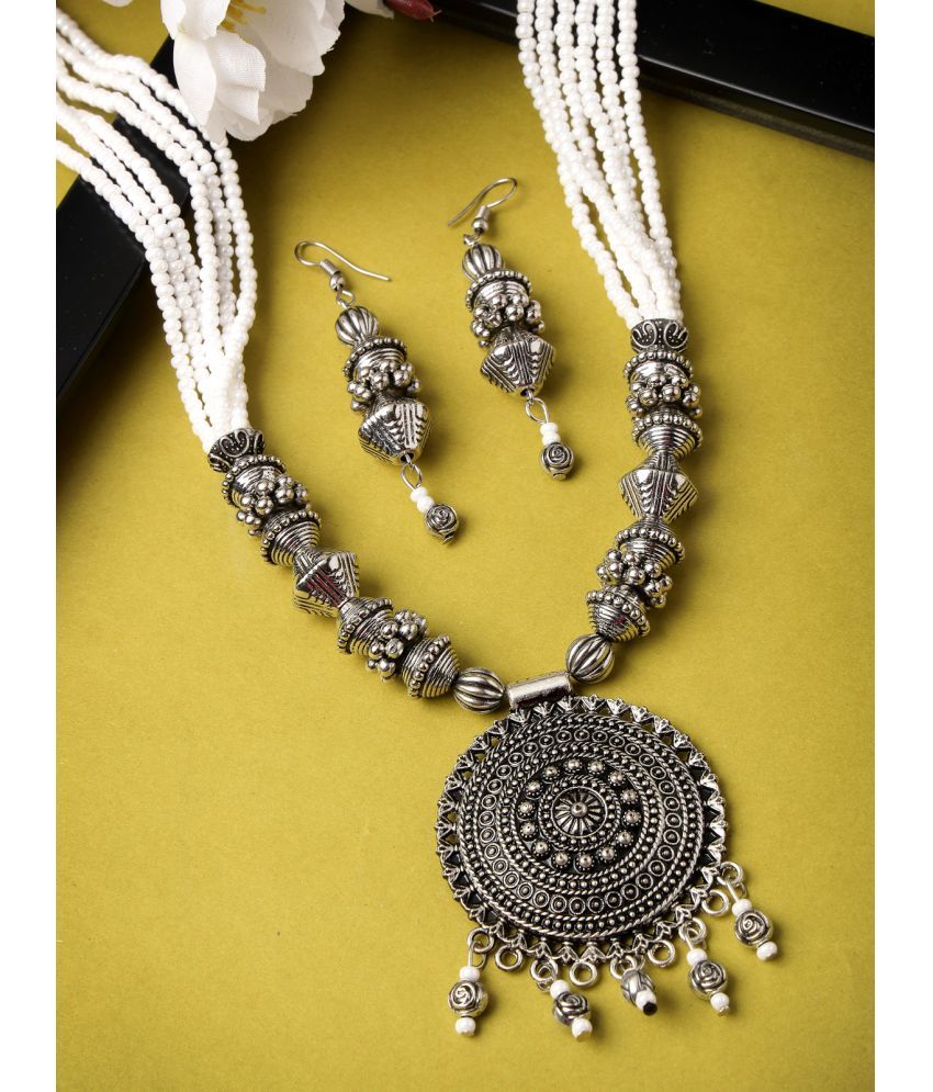     			Sukkhi Silver Alloy Necklace Set ( Pack of 1 )