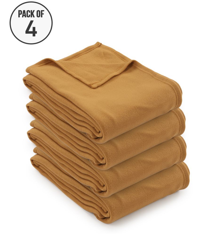     			HOMETALES Fleece Solid Single Blanket ( 200 cm x 120 cm ) Pack of 4 - Camel