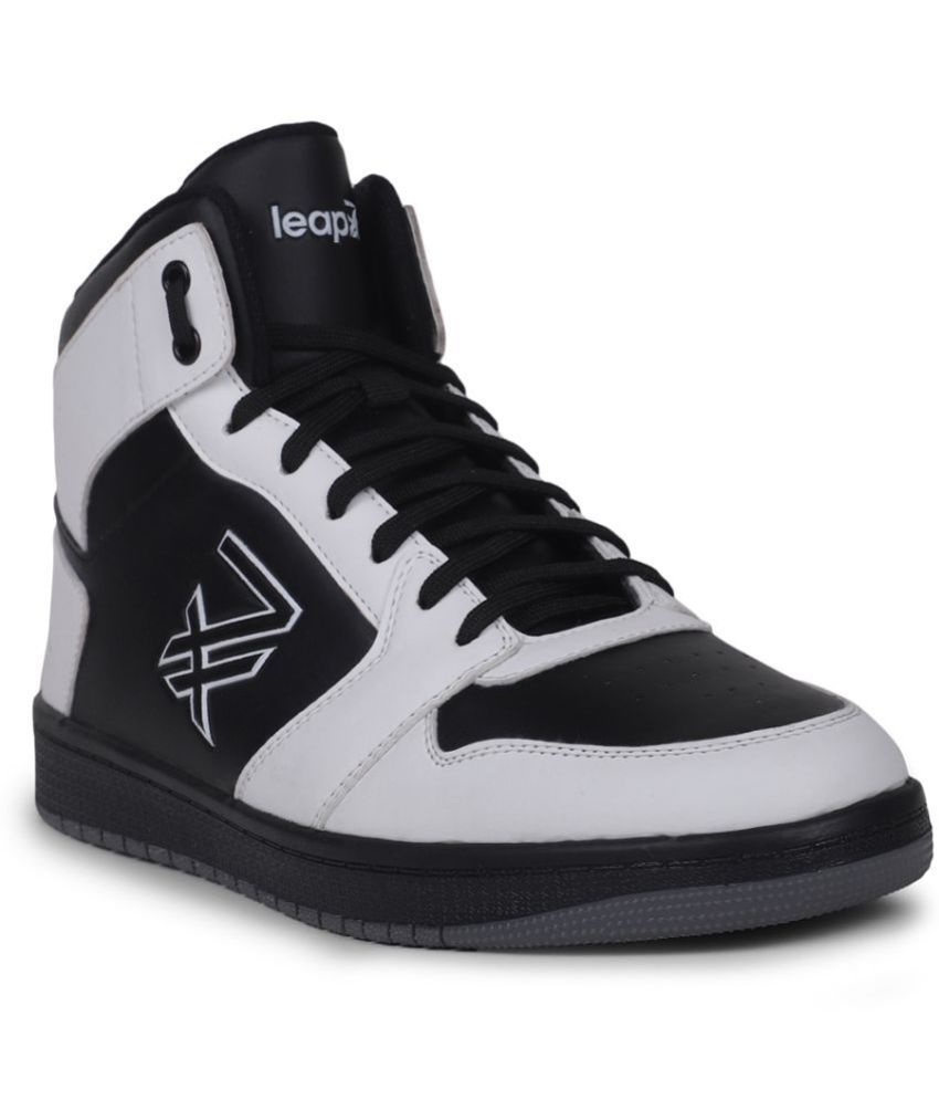     			Liberty JAXEN-2E Black Men's Sneakers