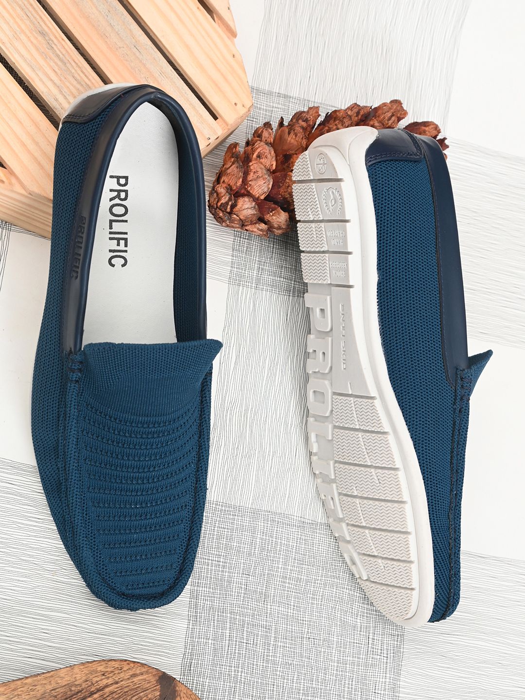     			Prolific - Blue Men's Slip on