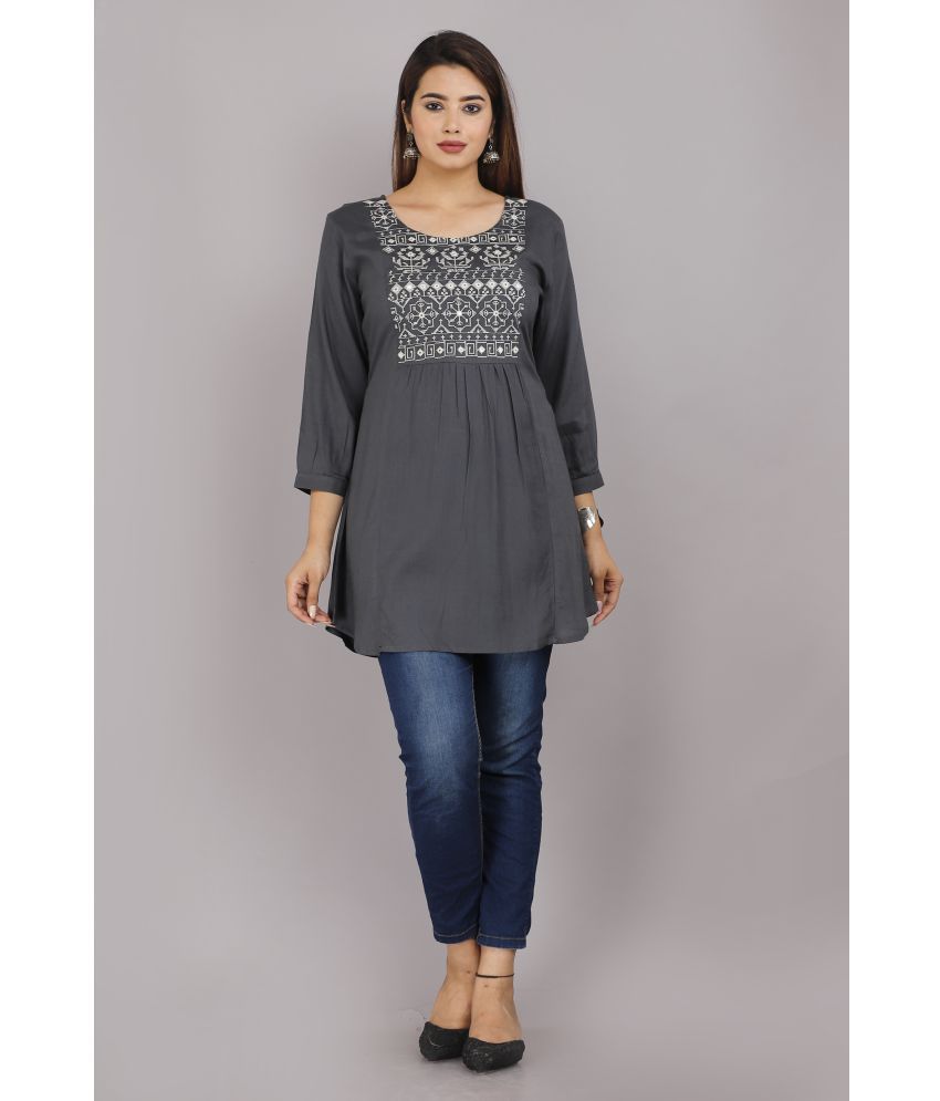     			HIGHLIGHT FASHION EXPORT - Grey Rayon Women's Flared Kurti ( Pack of 1 )