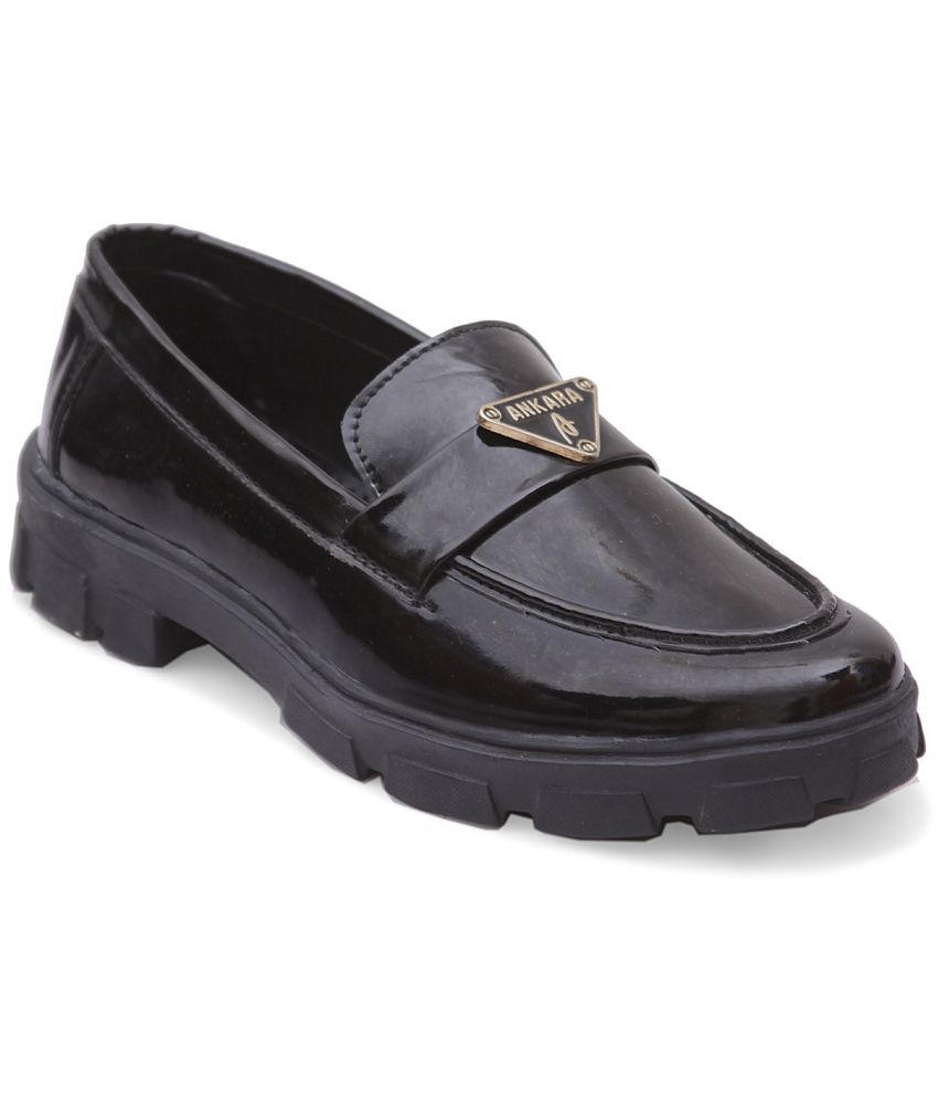     			HiDa - Black Men's Slip-on Shoes