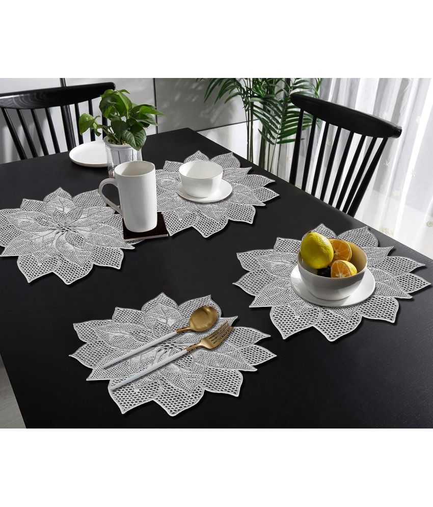     			HOMETALES PVC Floral Round Table Mats ( 47 cm x 47 cm ) Pack of 4 - Silver