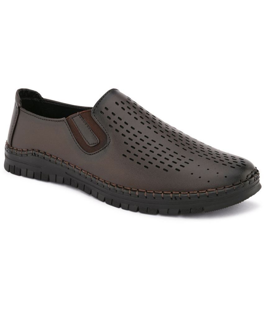     			Fashion Victim - Brown Men's Slip On Formal Shoes