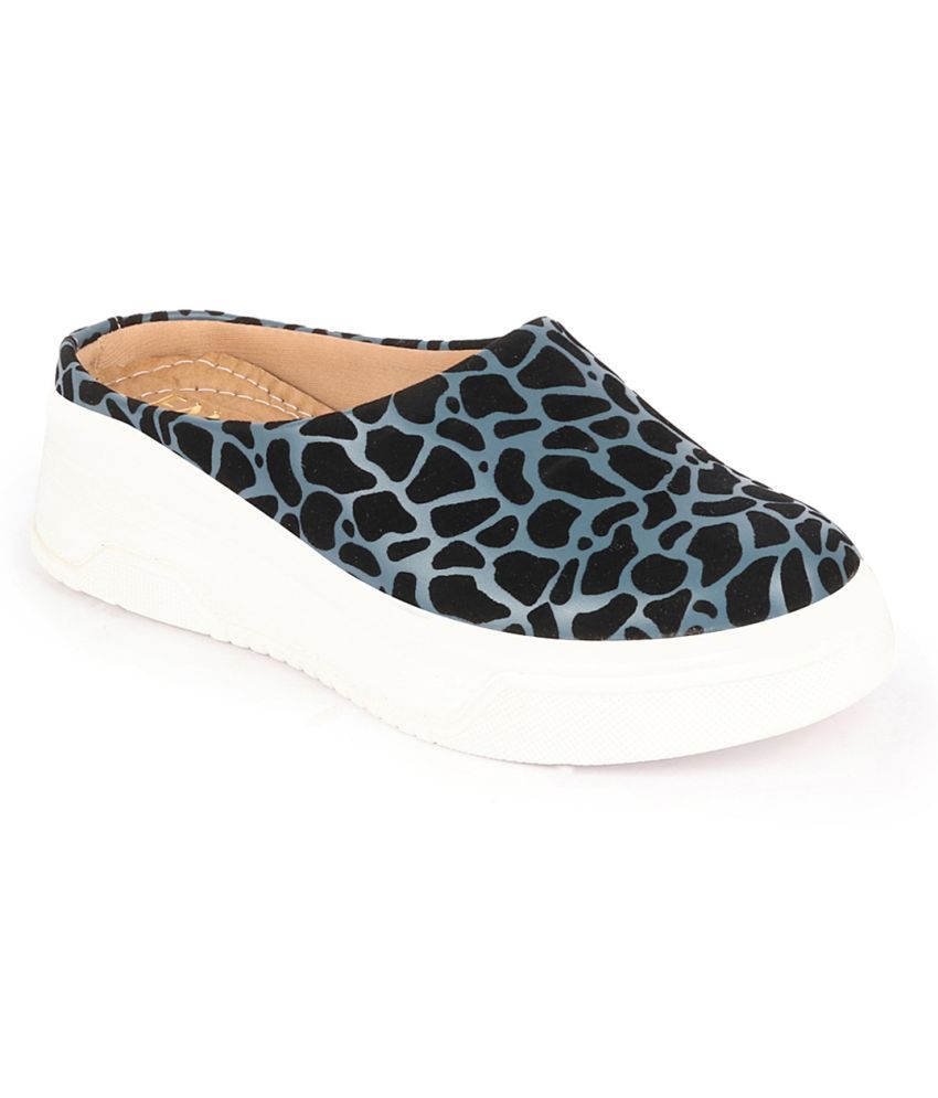     			Fausto - Blue Women's Slip On