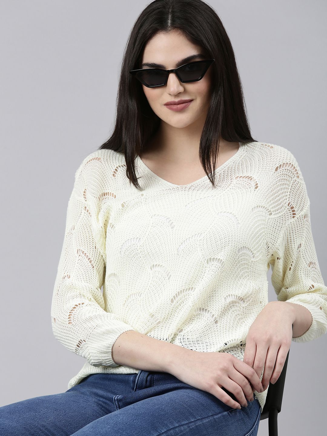     			Showoff - Beige Woollen Women's Regular Top ( Pack of 1 )