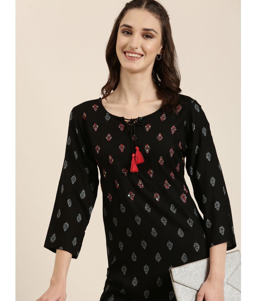     			Showoff Cotton Blend Embellished Straight Women's Kurti - Black ( Pack of 1 )