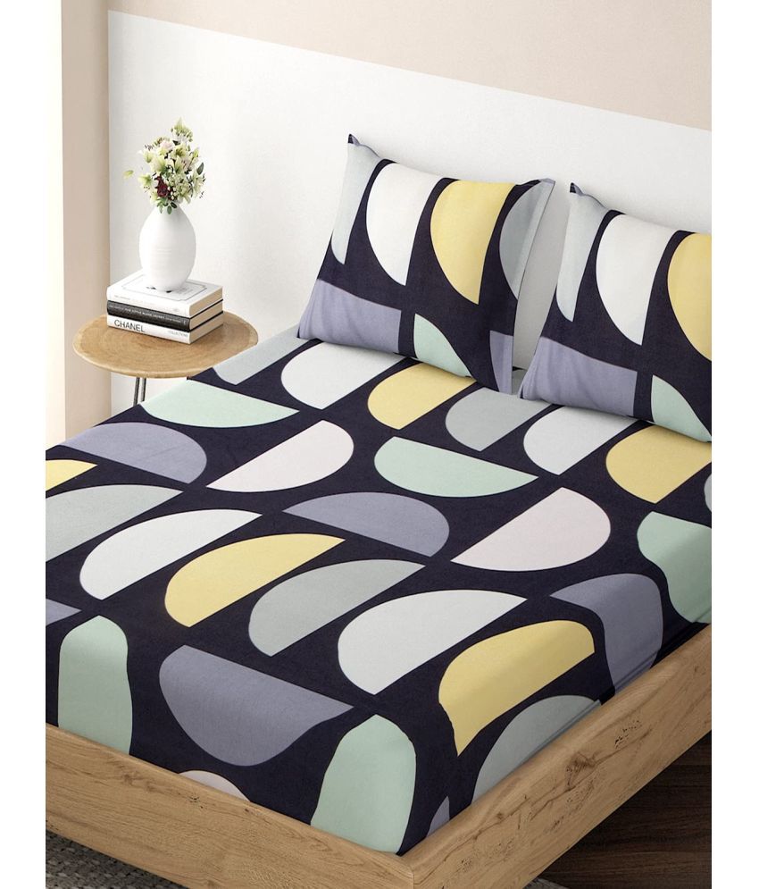     			HOKIPO Microfibre Geometric Fitted Fitted bedsheet with 2 Pillow Covers ( Double Bed ) - Multi