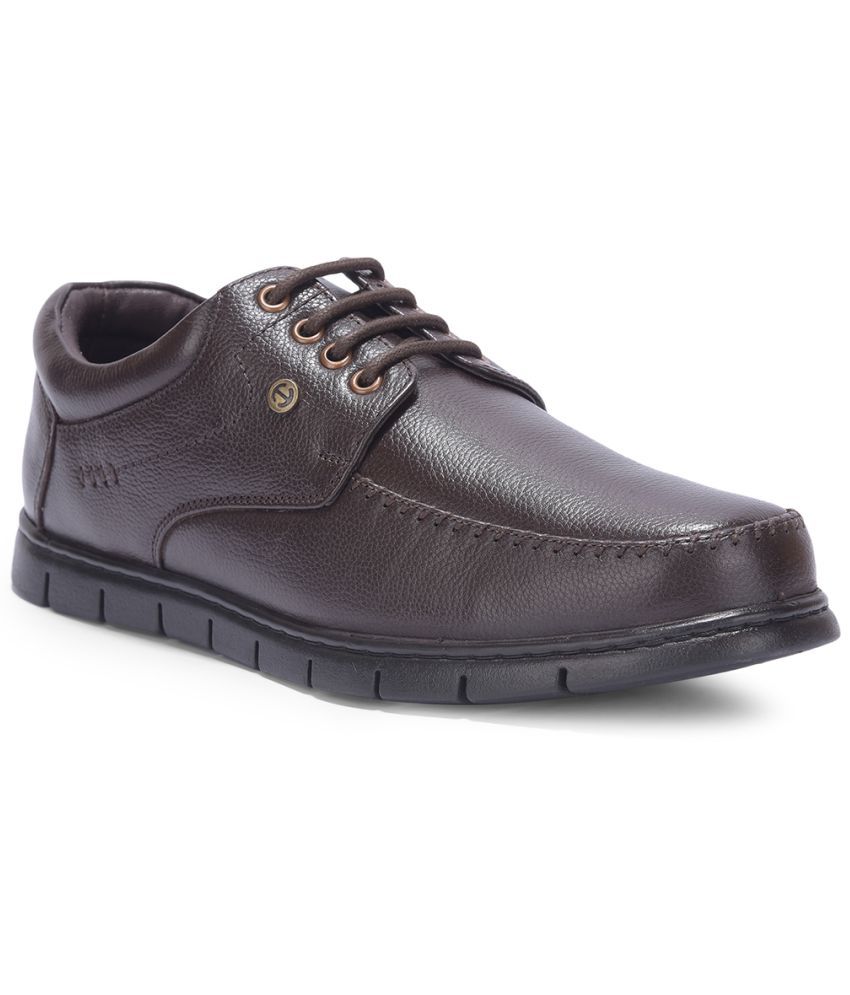     			Liberty Brown Men's Derby Formal Shoes