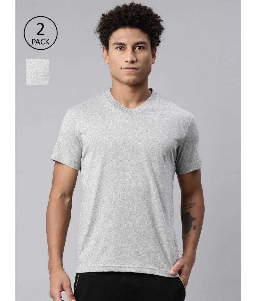     			Levi's Cotton Regular Fit Solid Half Sleeves Men's T-Shirt - Light Grey ( Pack of 2 )