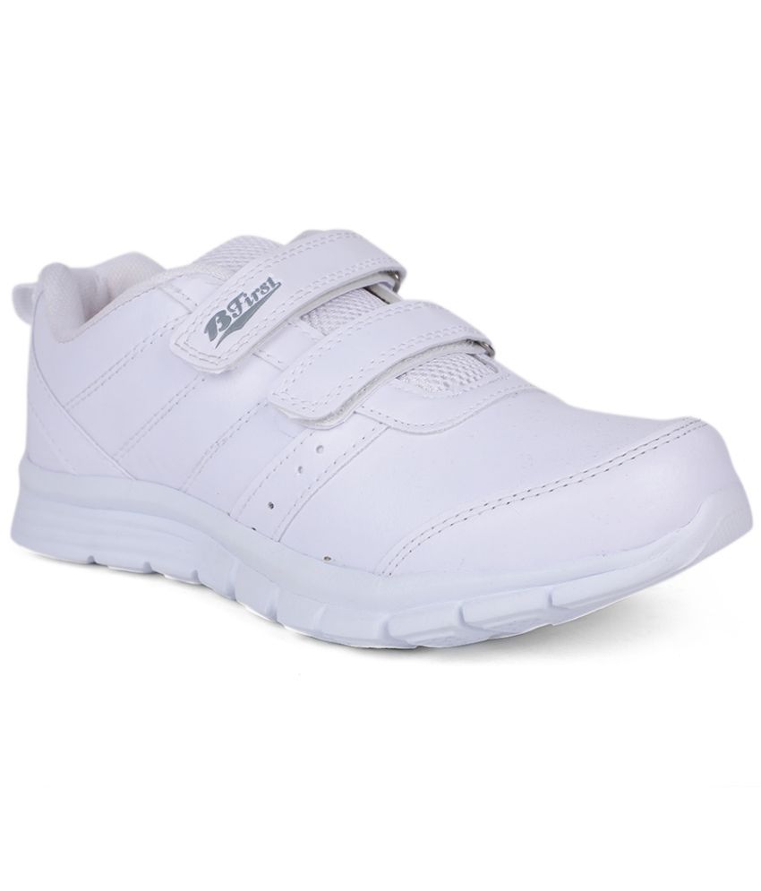     			Bata White Men's Lifestyle