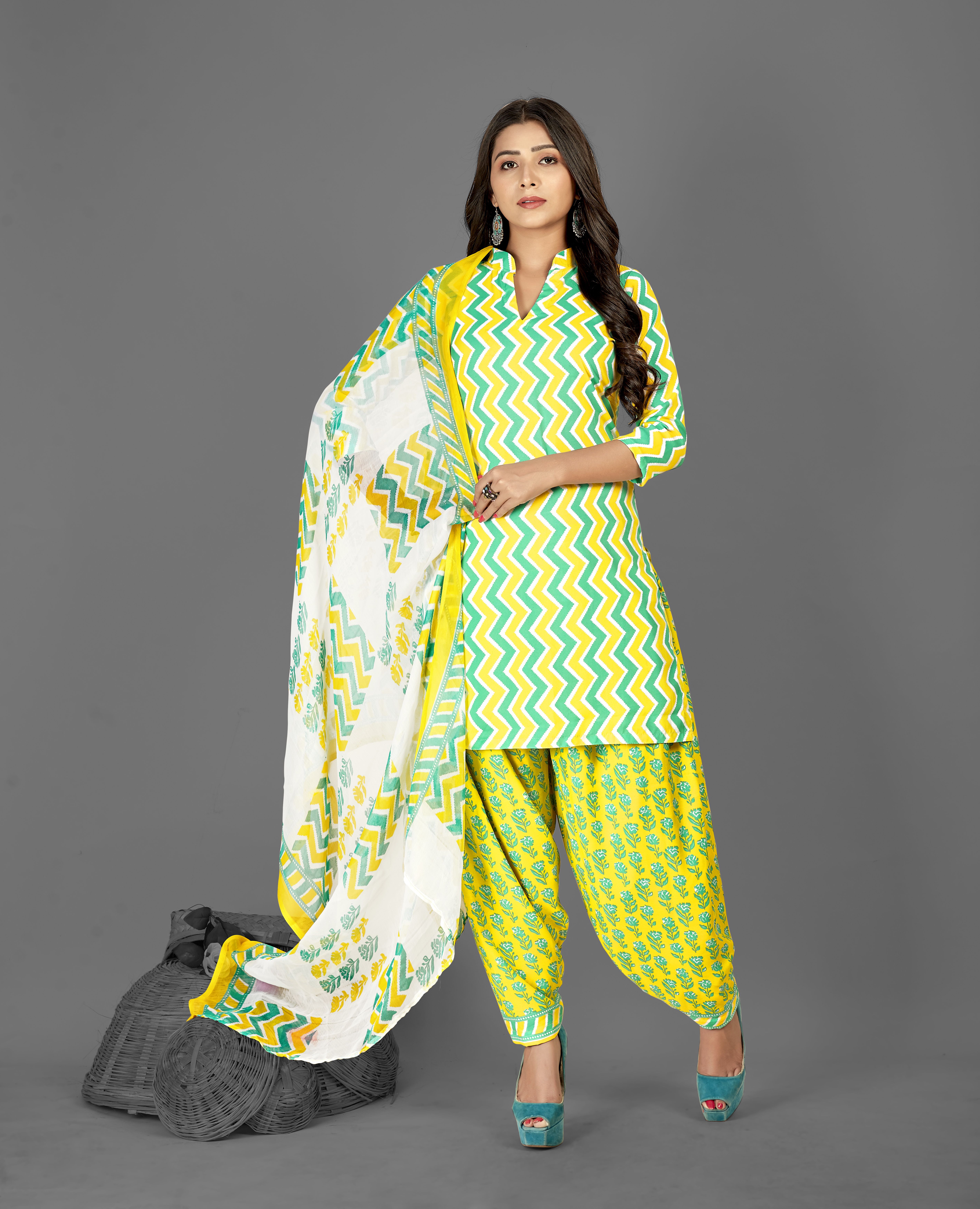     			Kashvi Unstitched Crepe Printed Dress Material - Yellow ( Pack of 1 )