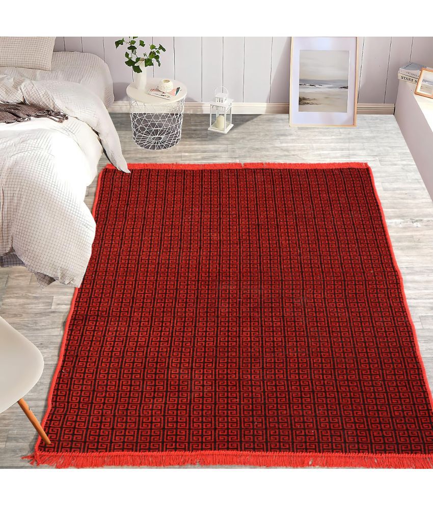     			FURNISHING HUT Red Velvet Carpet Checks 5x7 Ft
