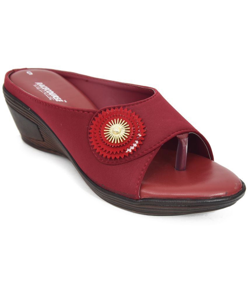     			Racecourse Maroon Women's Slip On Heels