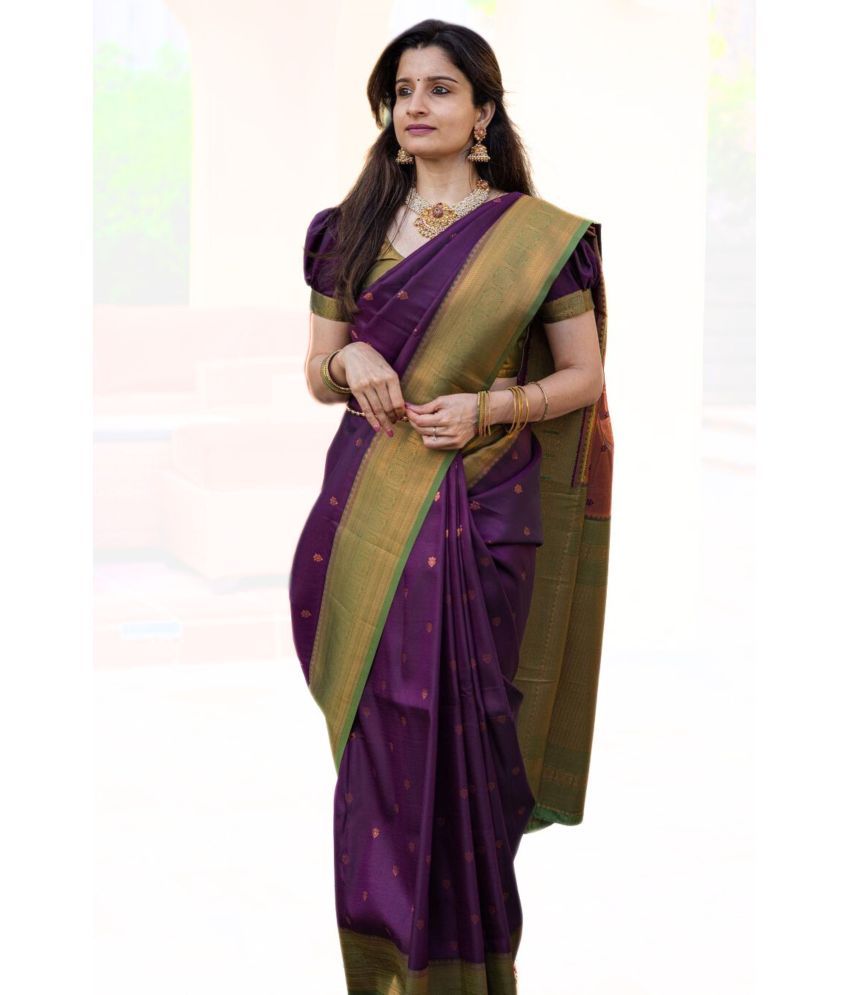     			Surat Textile Co Banarasi Silk Woven Saree With Blouse Piece - Wine ( Pack of 1 )