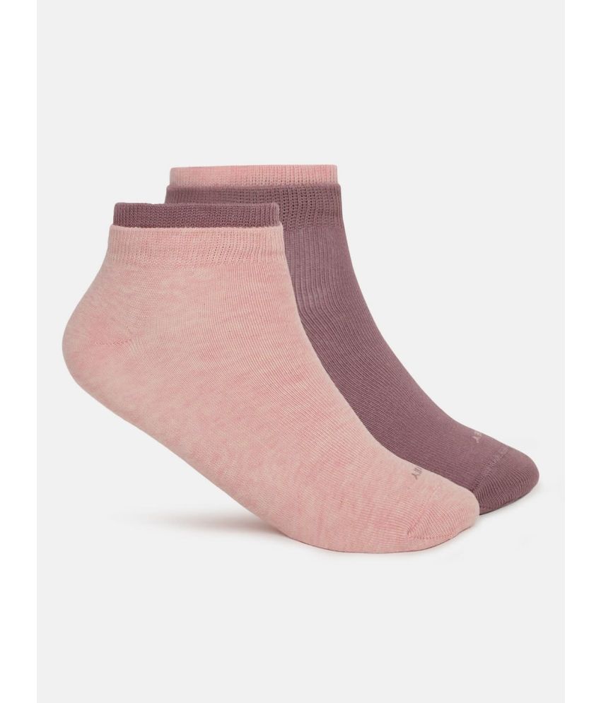     			Jockey 7491 Women's Compact Cotton Solid Low Show Socks-Elderberry & Pink Sorbet Melange (Pack of 2)