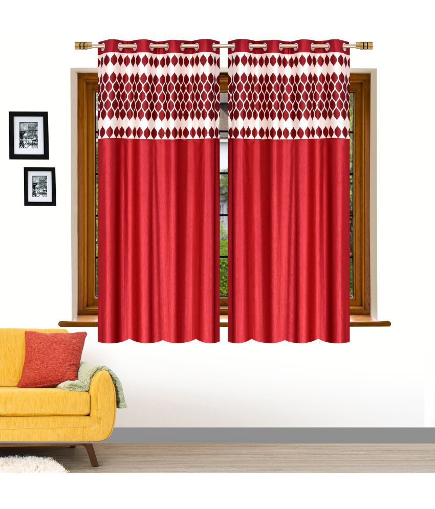     			Stella Creations Solid Room Darkening Eyelet Curtain 5 ft ( Pack of 2 ) - Maroon