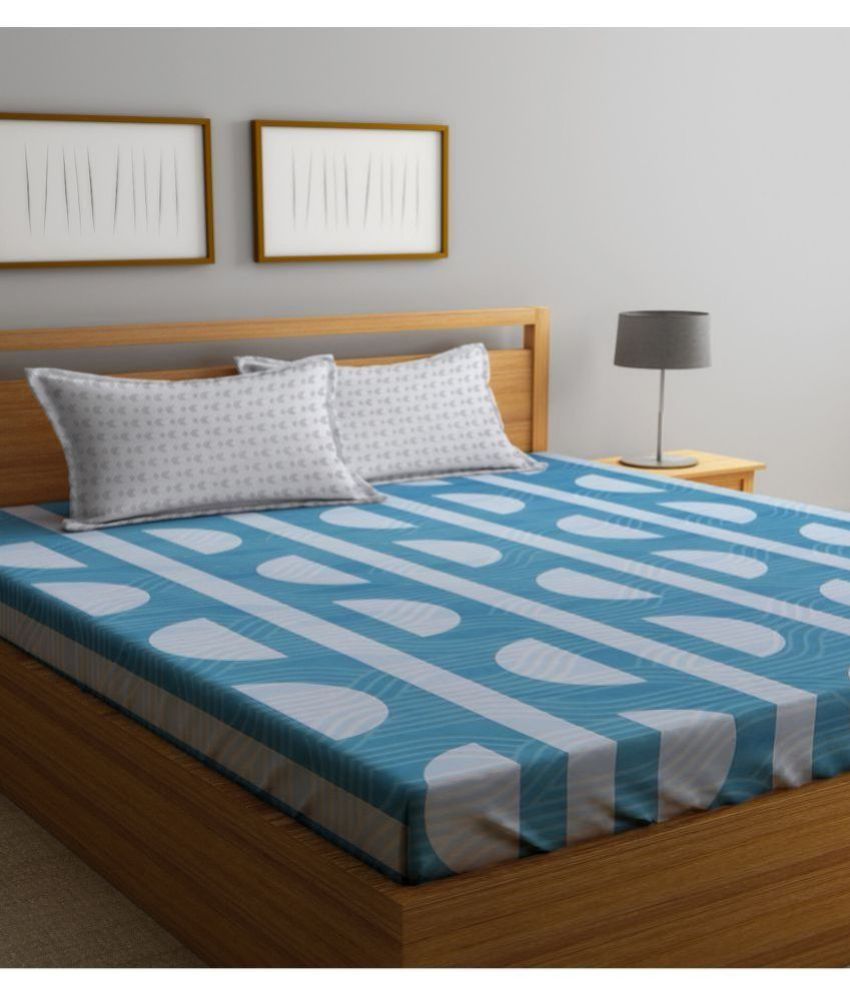     			Klotthe Poly Cotton Geometric 1 Double King Size Bedsheet with 2 Pillow Covers - Turquoise
