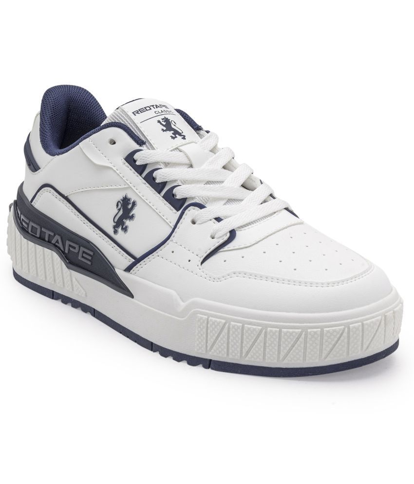     			Red Tape RSL049 Navy Men's Sneakers