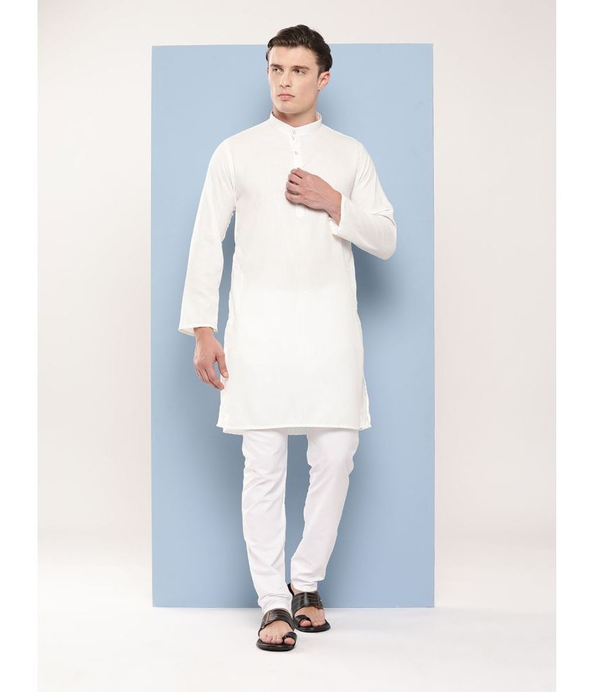     			Aarika White Cotton Blend Regular Fit Men's Kurta Pyjama Set ( Pack of 1 )