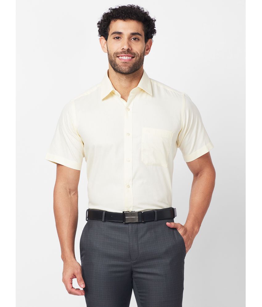     			Raymond Cotton Regular Fit Half Sleeves Men's Formal Shirt - Beige ( Pack of 1 )