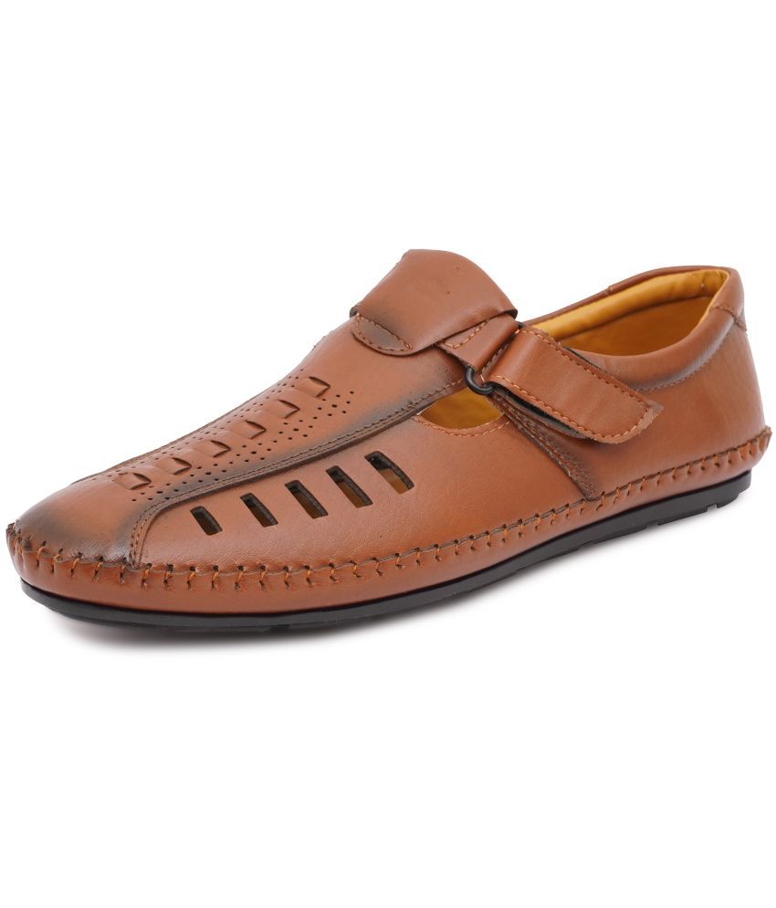     			Akiko Tan Men's Slip on