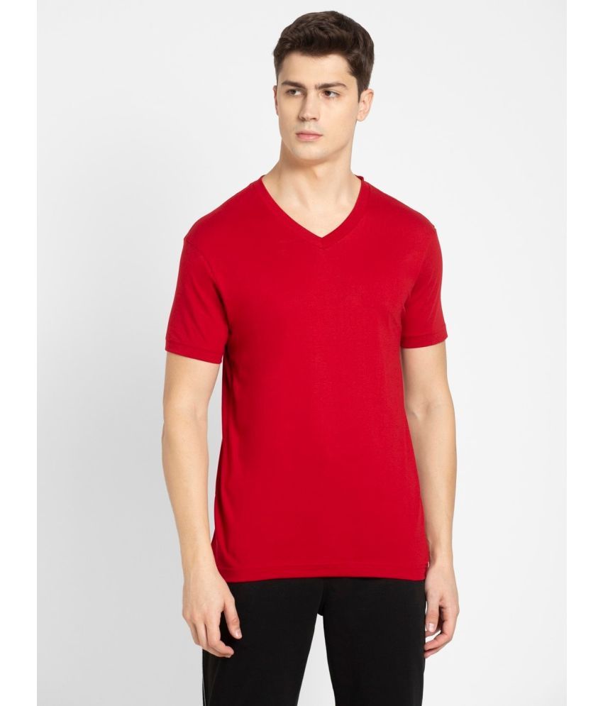     			Jockey 2726 Men's Super Combed Cotton Rich Solid V Neck Half Sleeve T-Shirt - Shanghai Red