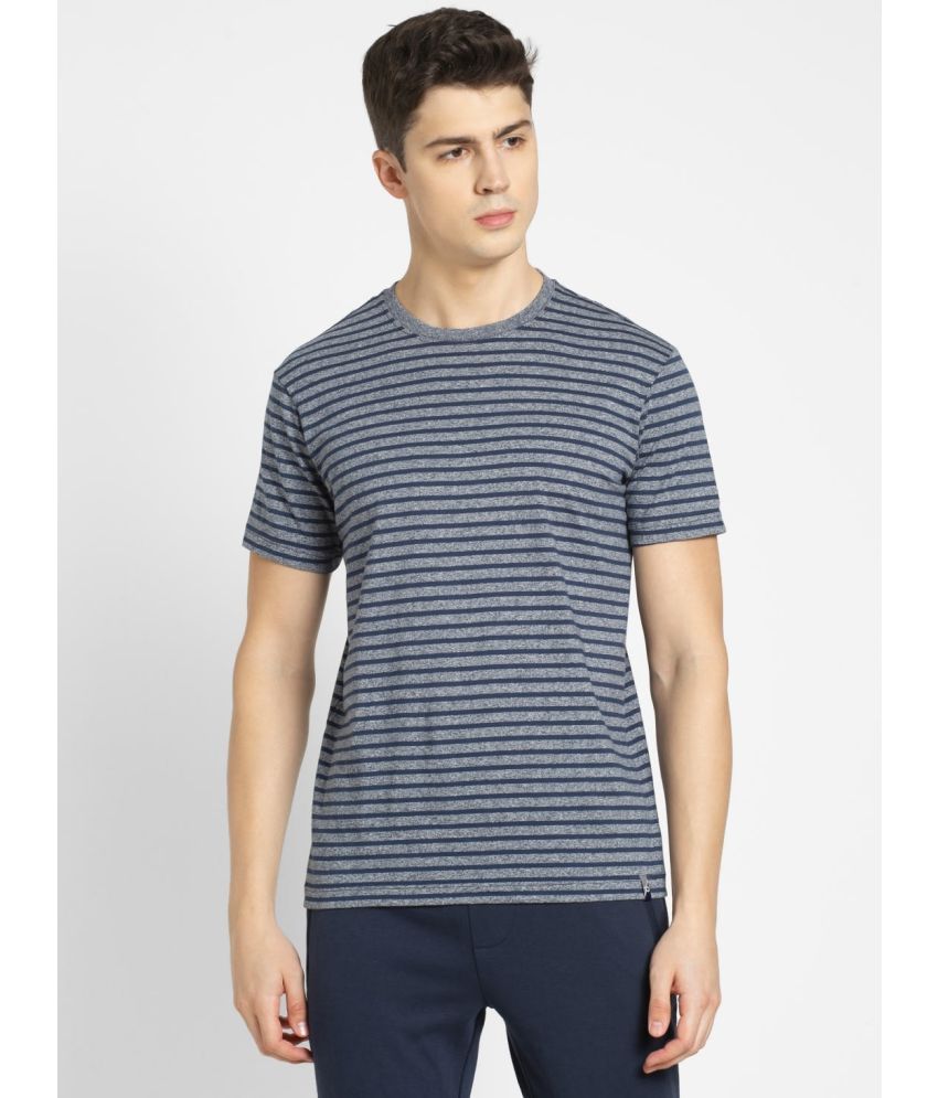     			Jockey 2715 Men's Super Combed Cotton Rich Striped Round Neck T-Shirt - Performance Navy & Iris Blue