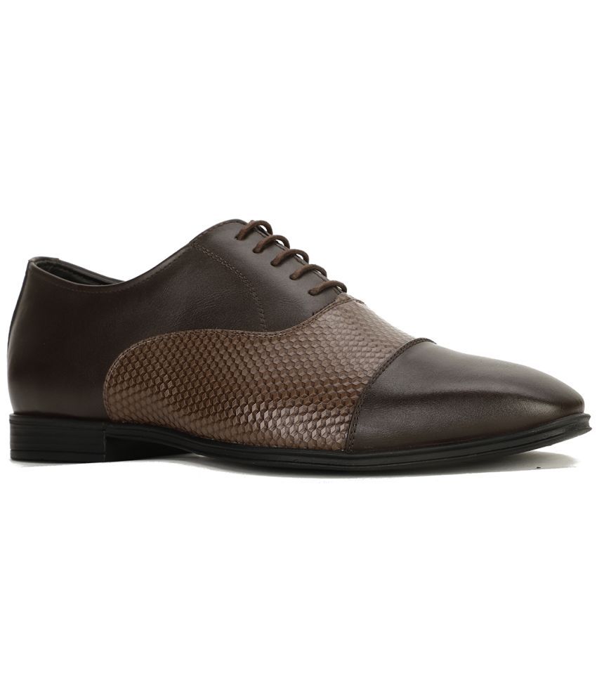     			Bata Brown Men's Oxford Formal Shoes