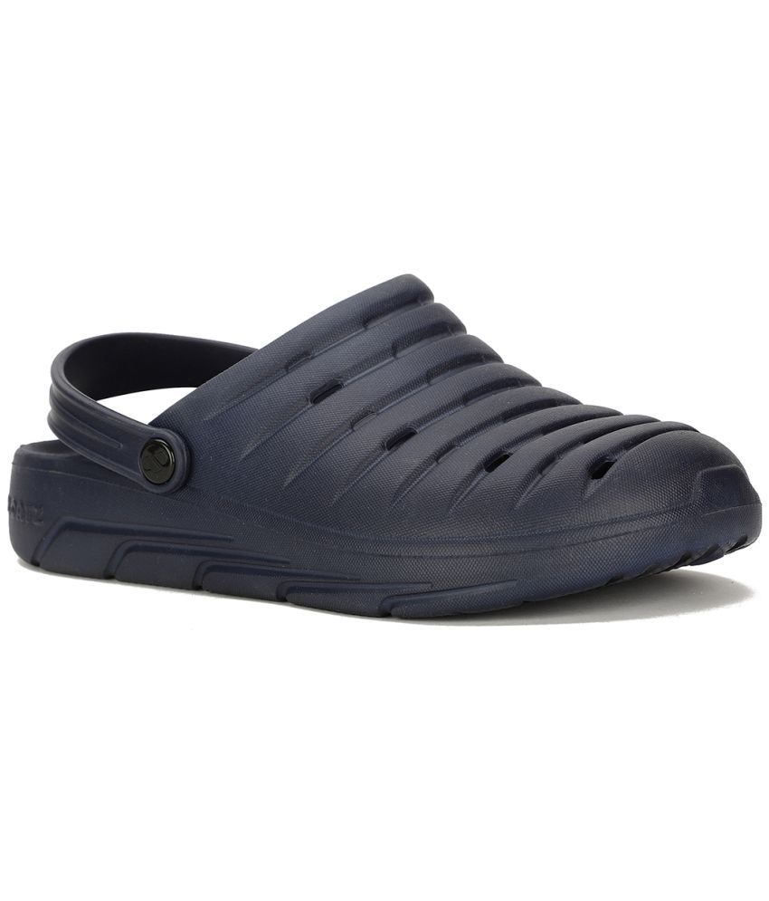     			Bata - Navy Men's Clogs