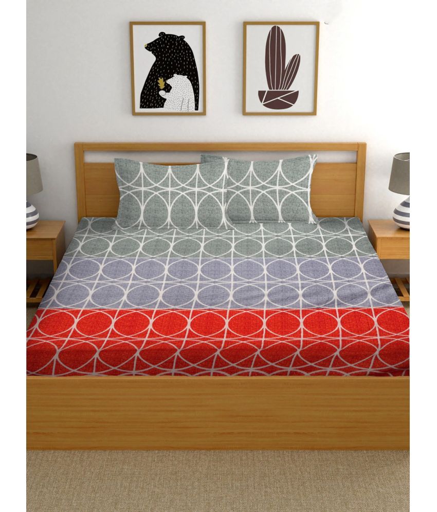     			HOMETALES Microfiber Geometric 1 Double Bedsheet with 2 Pillow Covers - Red