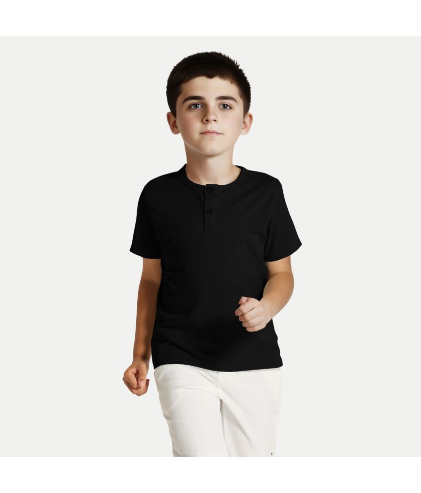    			Radprix Black Cotton Blend Boy's T-Shirt ( Pack of 1 )