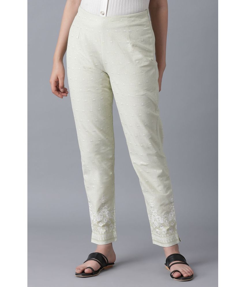     			W - White Cotton Blend Women's Straight Pant ( Pack of 1 )