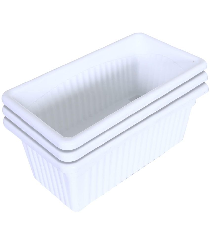    			10Club White Plastic Flower Pot ( Pack of 3 )
