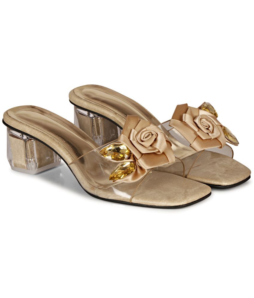     			Commander Shoes Camel Women's Sandal Heels