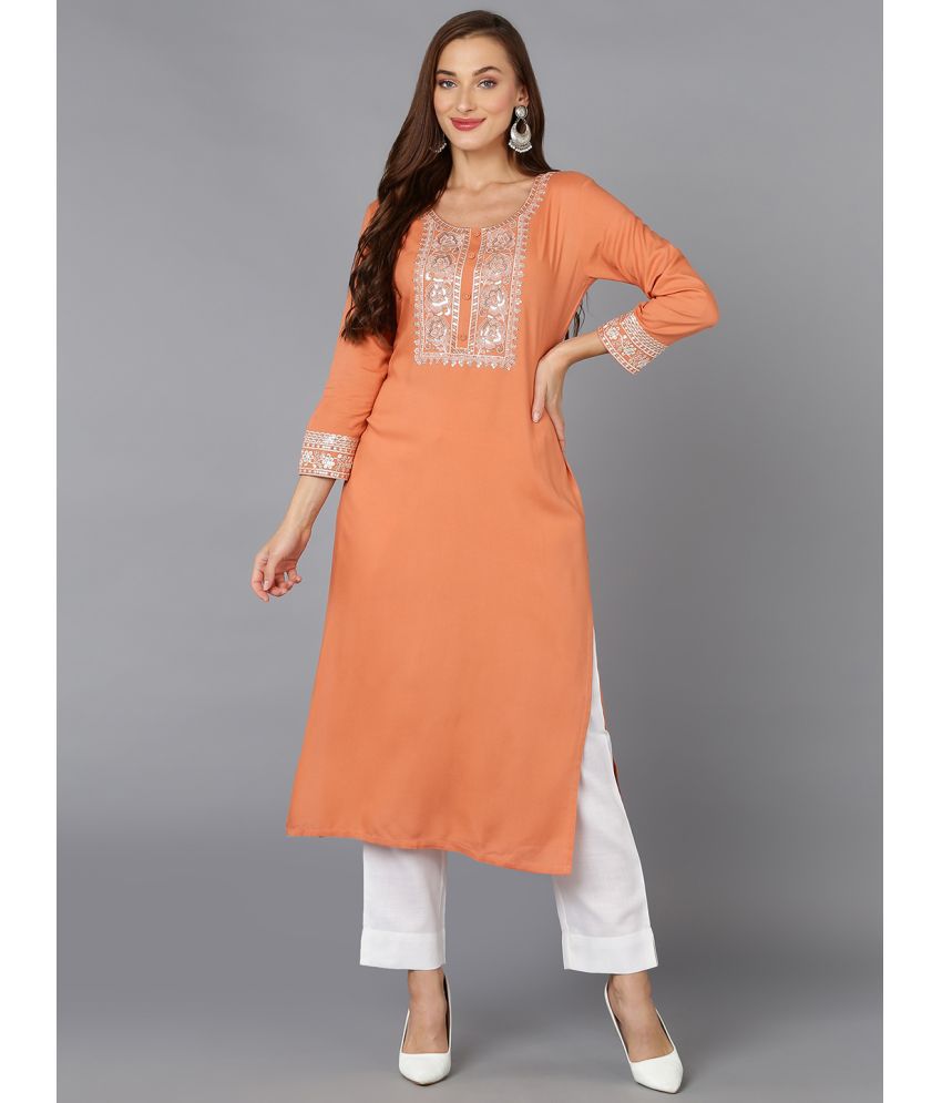     			Vaamsi Cotton Blend Embroidered Straight Women's Kurti - Coral ( Pack of 1 )