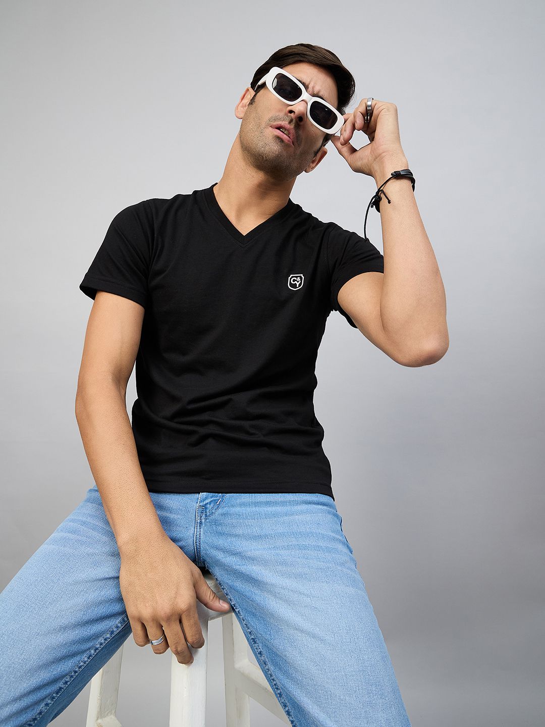     			Club York Cotton Blend Regular Fit Solid Half Sleeves Men's T-Shirt - Black ( Pack of 1 )